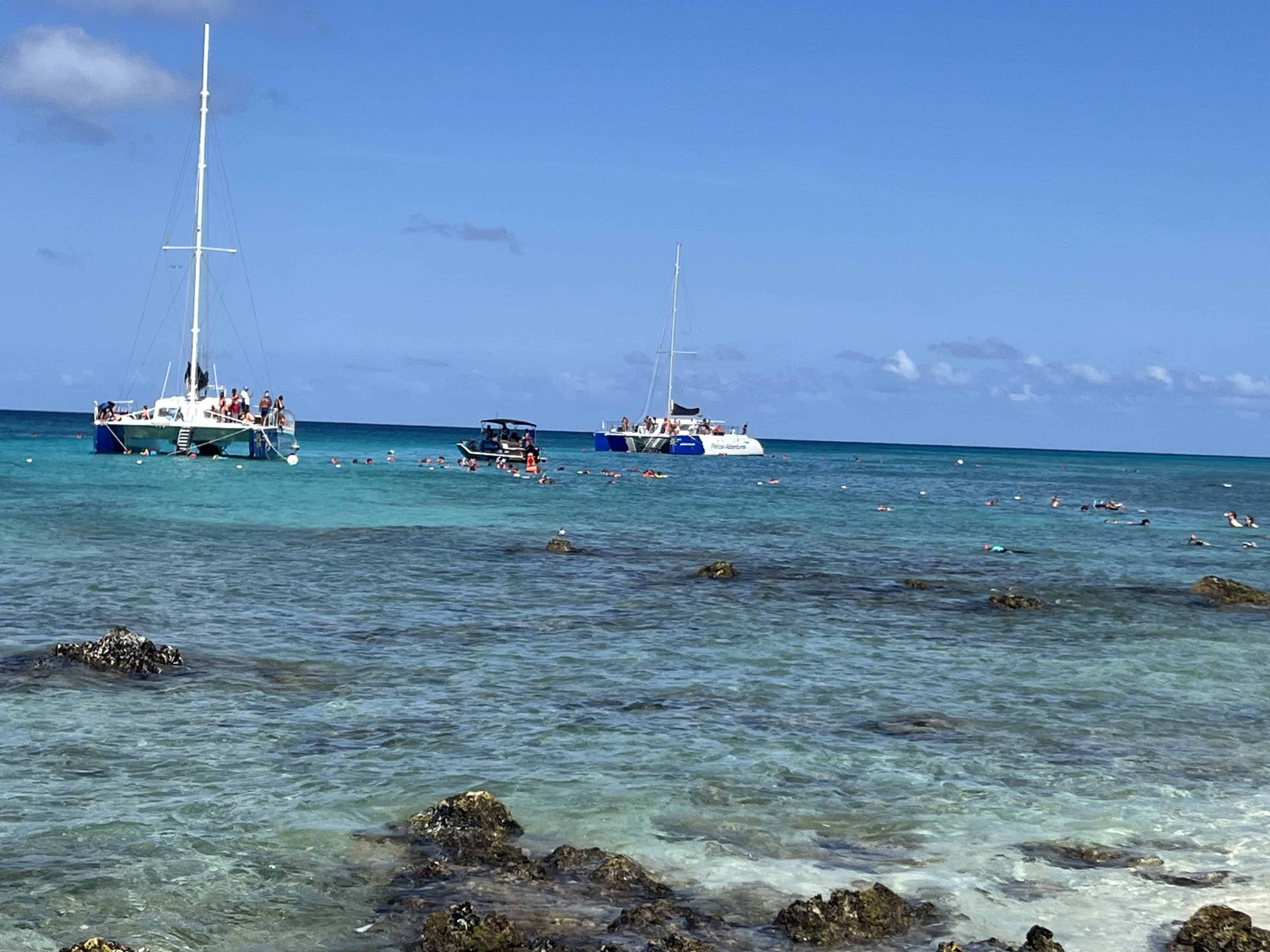 Snorkeling areas from Arashi Beach.